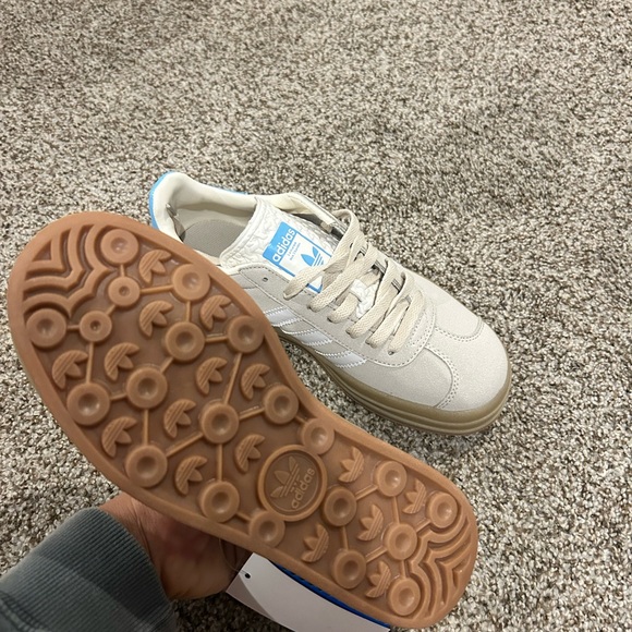 NWT platform gazelles adidas - Picture 2 of 3